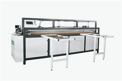 Avtomatska žaga za plošče